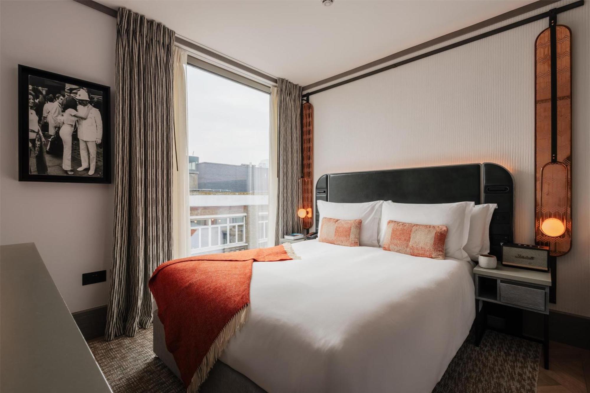 Hart Shoreditch London, Curio Collection By Hilton 4*